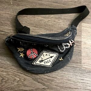 Hi I’m selling this fenipack